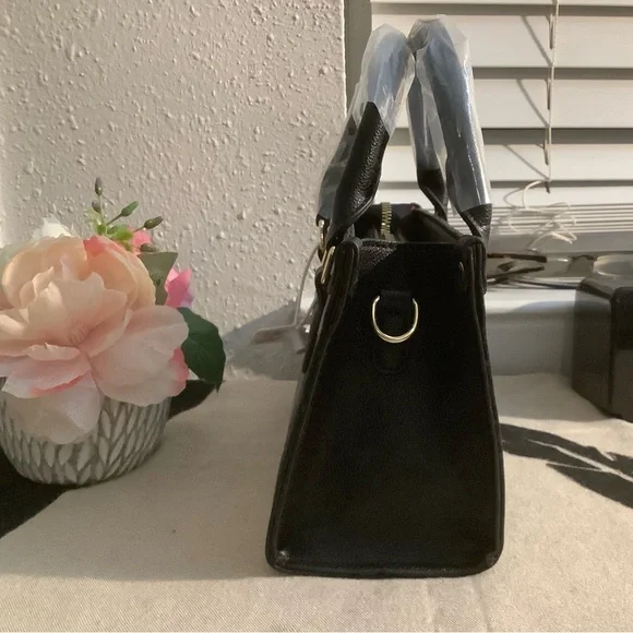 Crossbody/Handbag - Picture 3 of 6